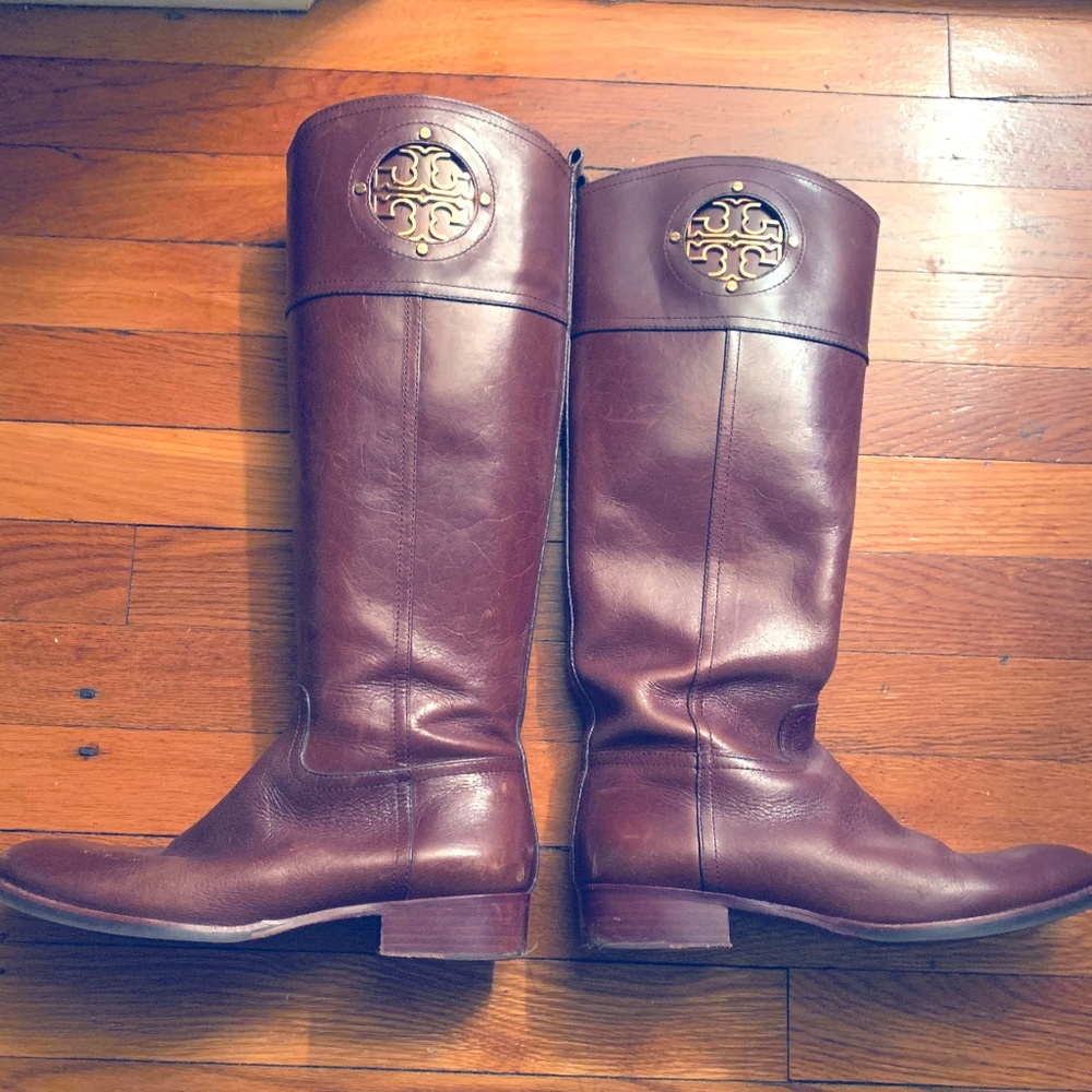 Tory Burch Kiernan Boots - Size 8.5
